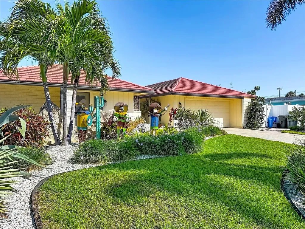 2162 W Vina Del Mar Boulevard St Pete Beach FL 33706