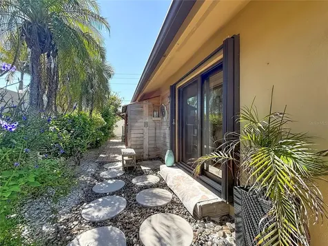 2162 W Vina Del Mar Boulevard St Pete Beach FL 33706