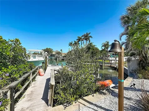 2162 W Vina Del Mar Boulevard St Pete Beach FL 33706