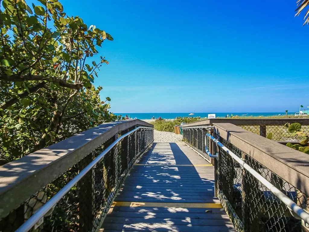708 Tamiami Trail S Venice FL 34285