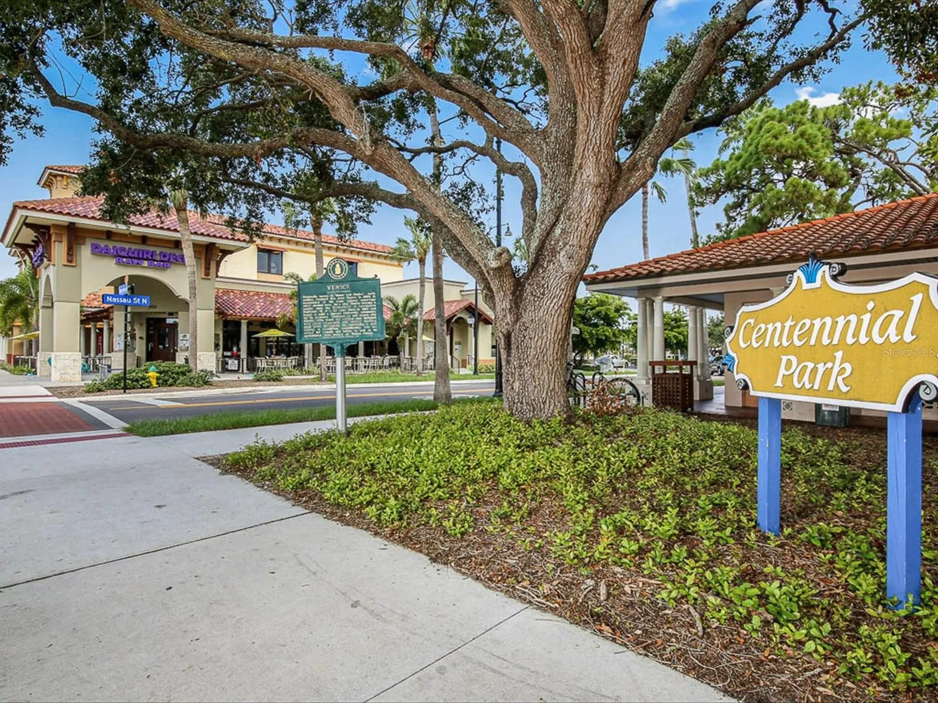 708 Tamiami Trail S Venice FL 34285
