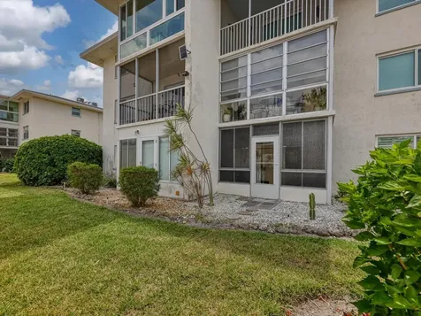 708 Tamiami Trail S Venice FL 34285