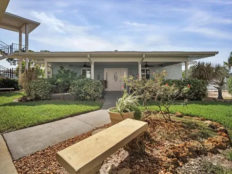 708 Tamiami Trail S Venice FL 34285