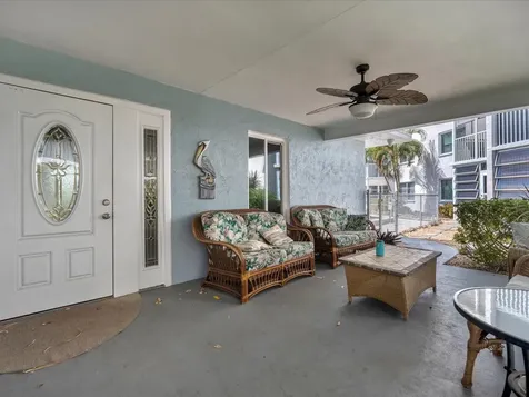 708 Tamiami Trail S Venice FL 34285