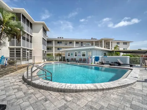 708 Tamiami Trail S Venice FL 34285
