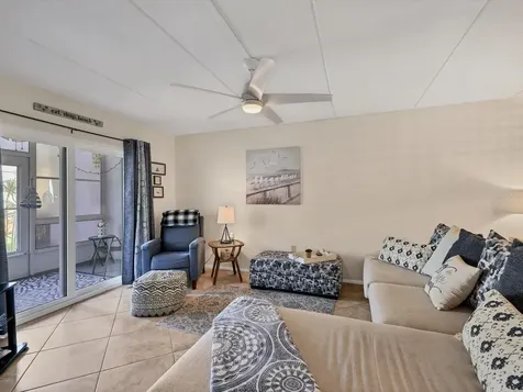 708 Tamiami Trail S Venice FL 34285
