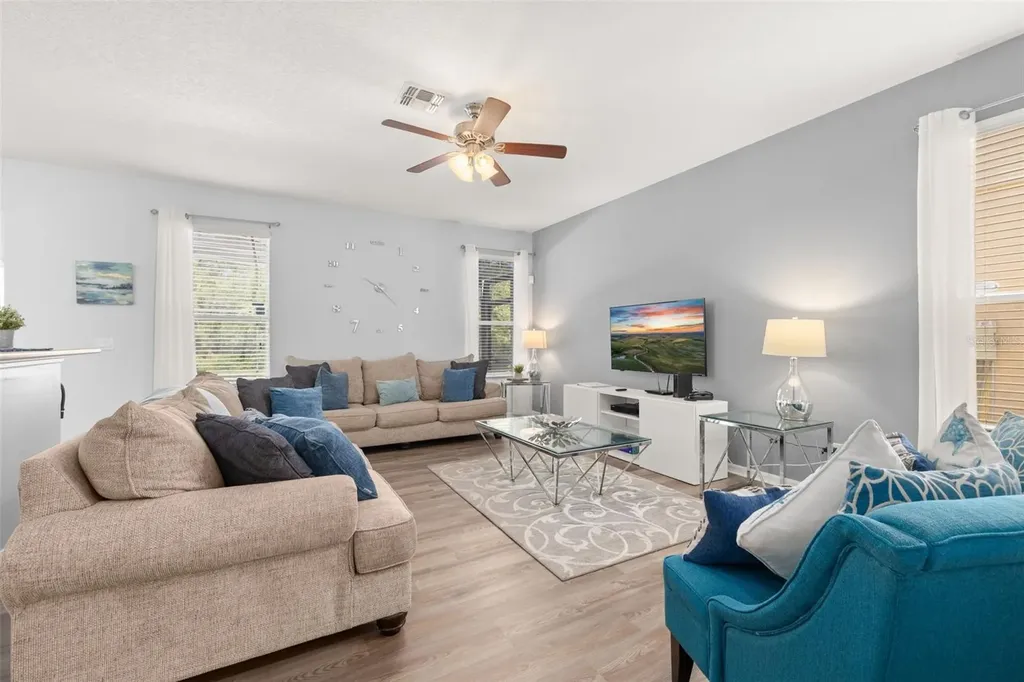 986 Orange Cosmos Boulevard Davenport FL 33837