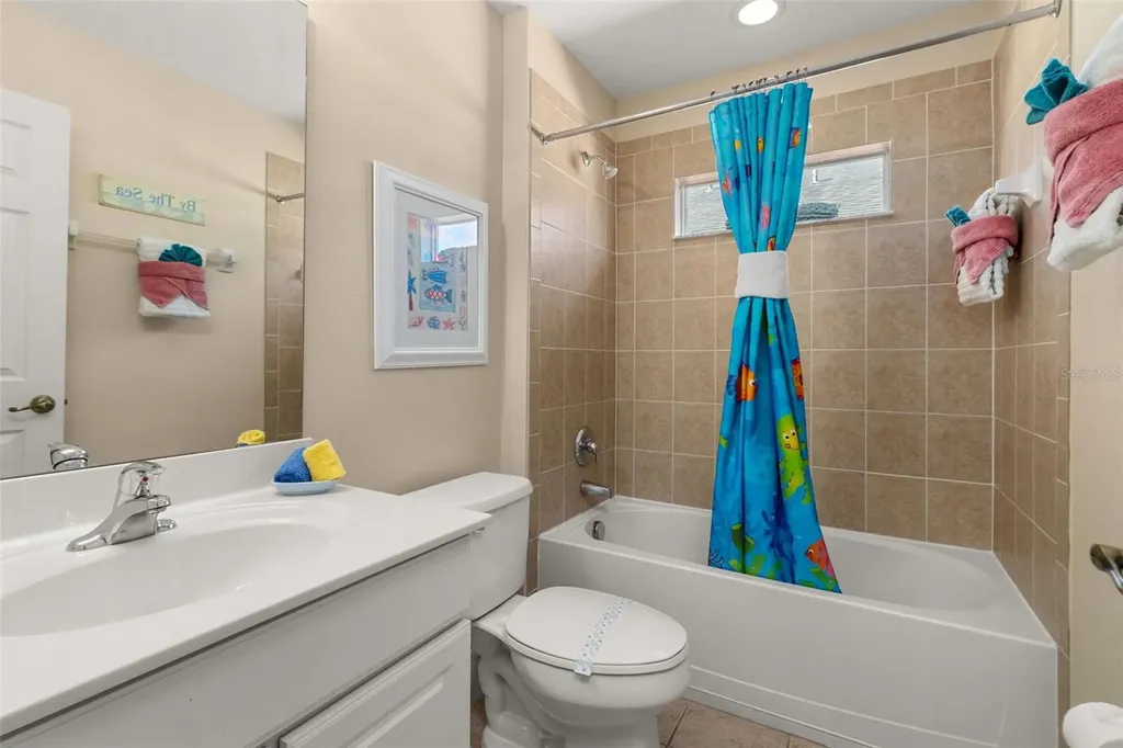 986 Orange Cosmos Boulevard Davenport FL 33837