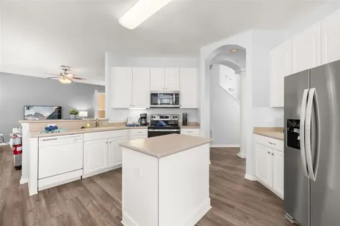 986 Orange Cosmos Boulevard Davenport FL 33837