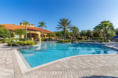 986 Orange Cosmos Boulevard Davenport FL 33837