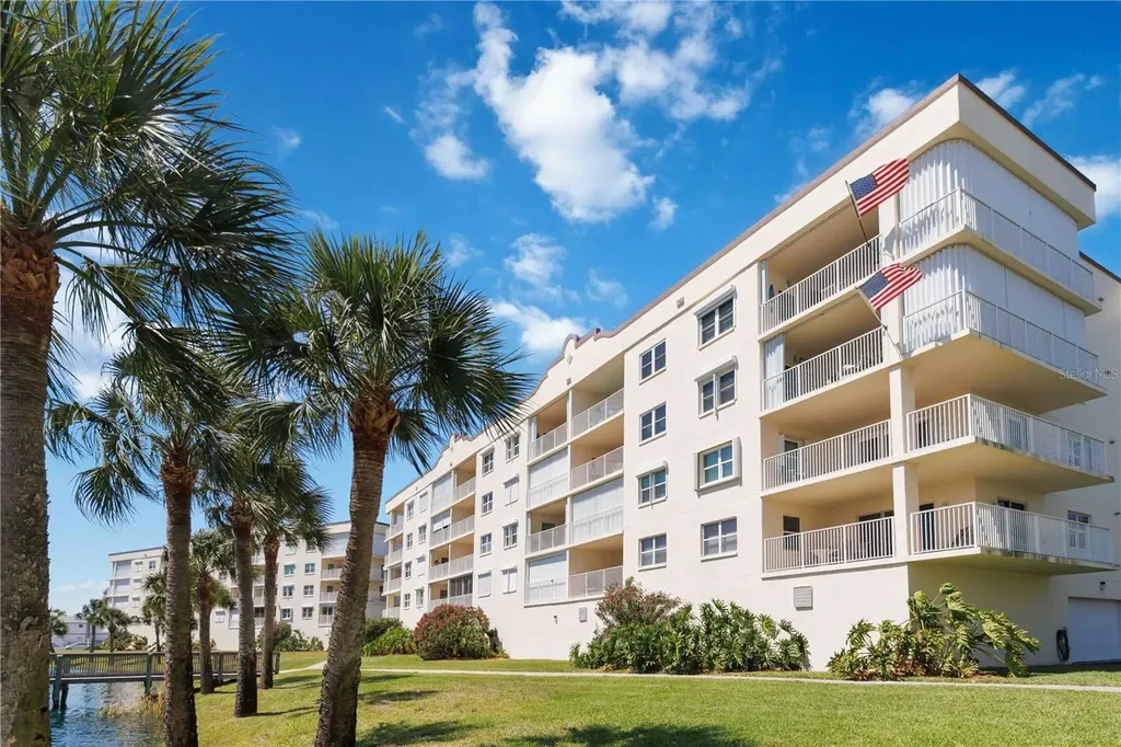 8921 Lake Drive Cape Canaveral FL 32920