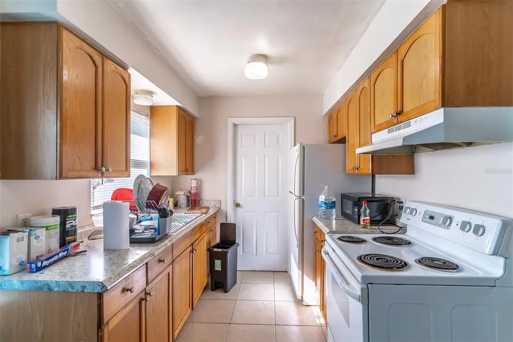 2433 Chase Avenue Sanford FL 32771