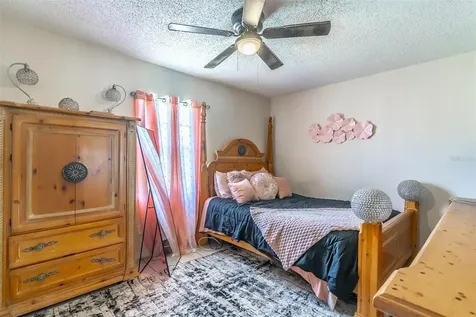 2433 Chase Avenue Sanford FL 32771