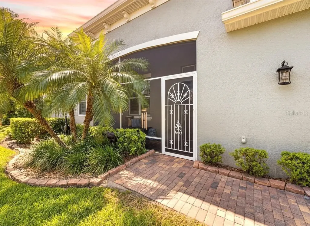 660 Chipper Drive Sun City Center FL 33573
