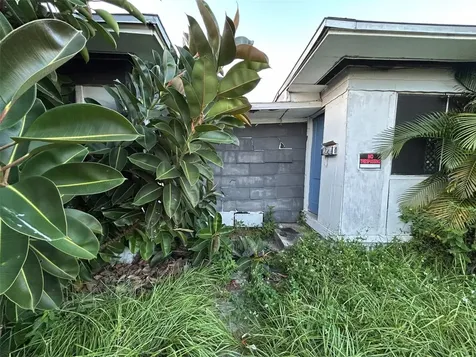 877 22nd Avenue S St Petersburg FL 33705