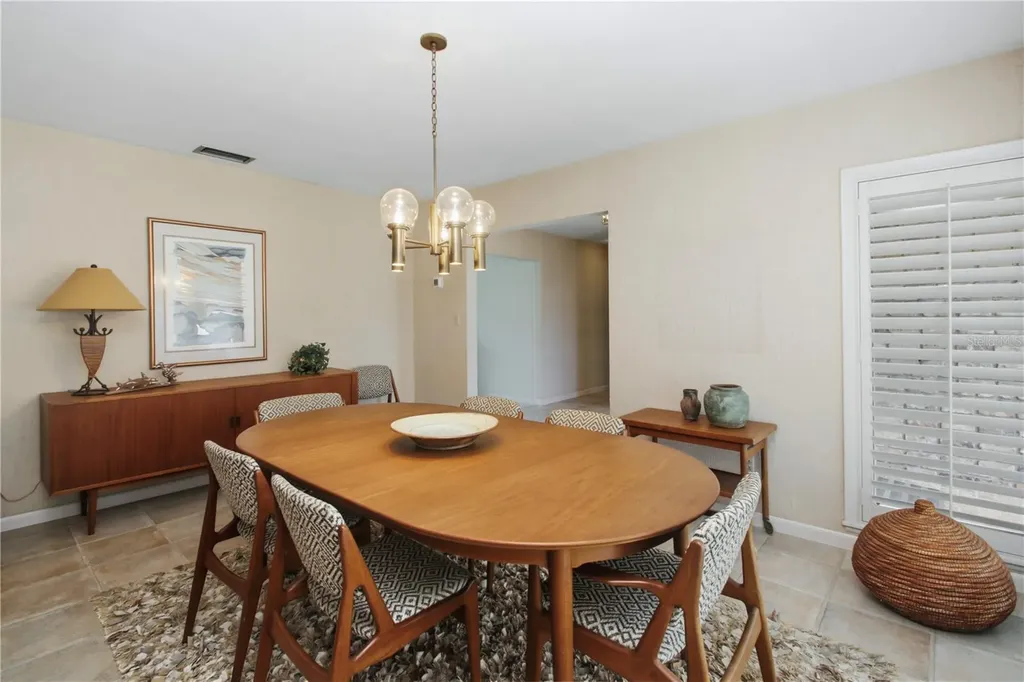 2019 Siesta Lane Orlando FL 32804