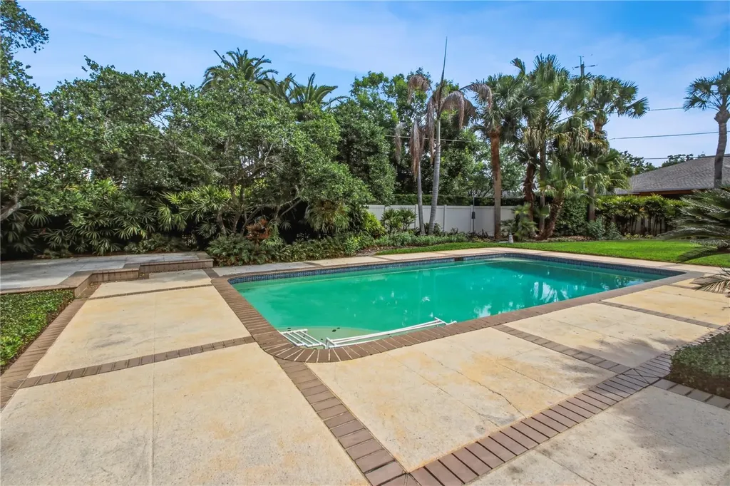 2019 Siesta Lane Orlando FL 32804