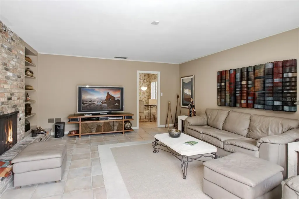 2019 Siesta Lane Orlando FL 32804