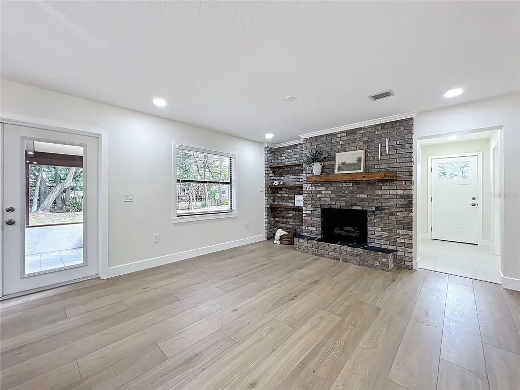 5975 Sheryl Anita Street Oviedo FL 32765