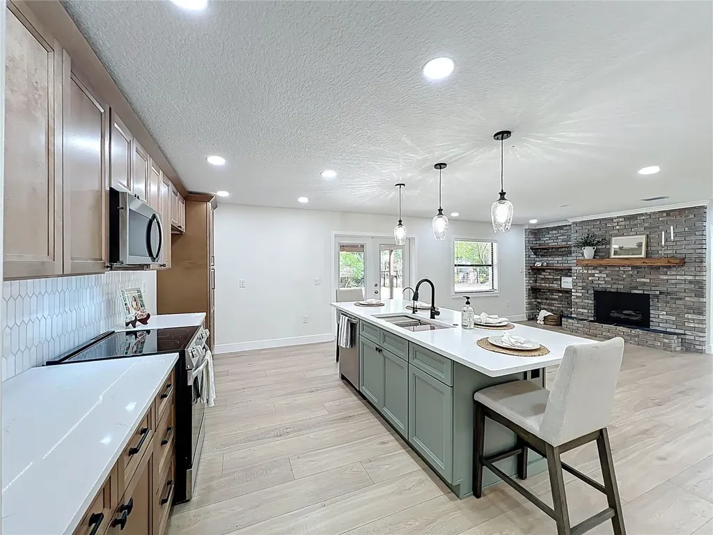 5975 Sheryl Anita Street Oviedo FL 32765