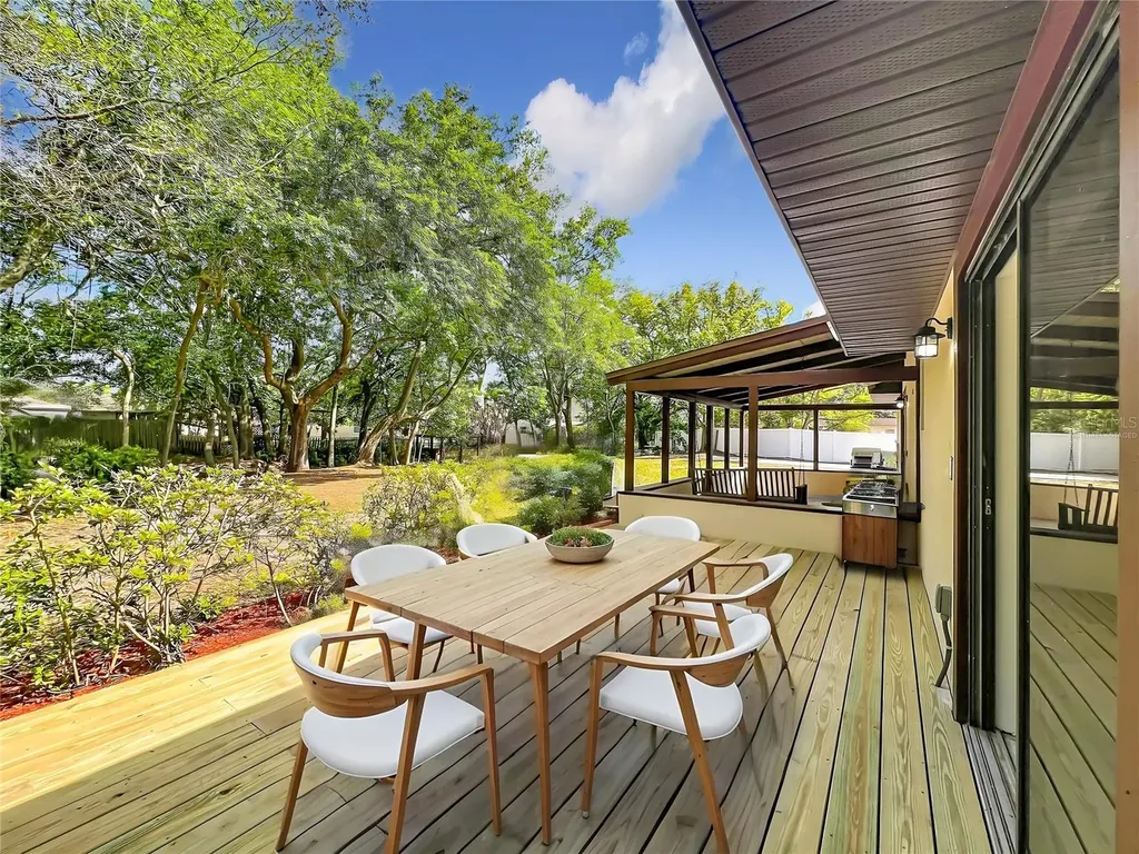 5975 Sheryl Anita Street Oviedo FL 32765