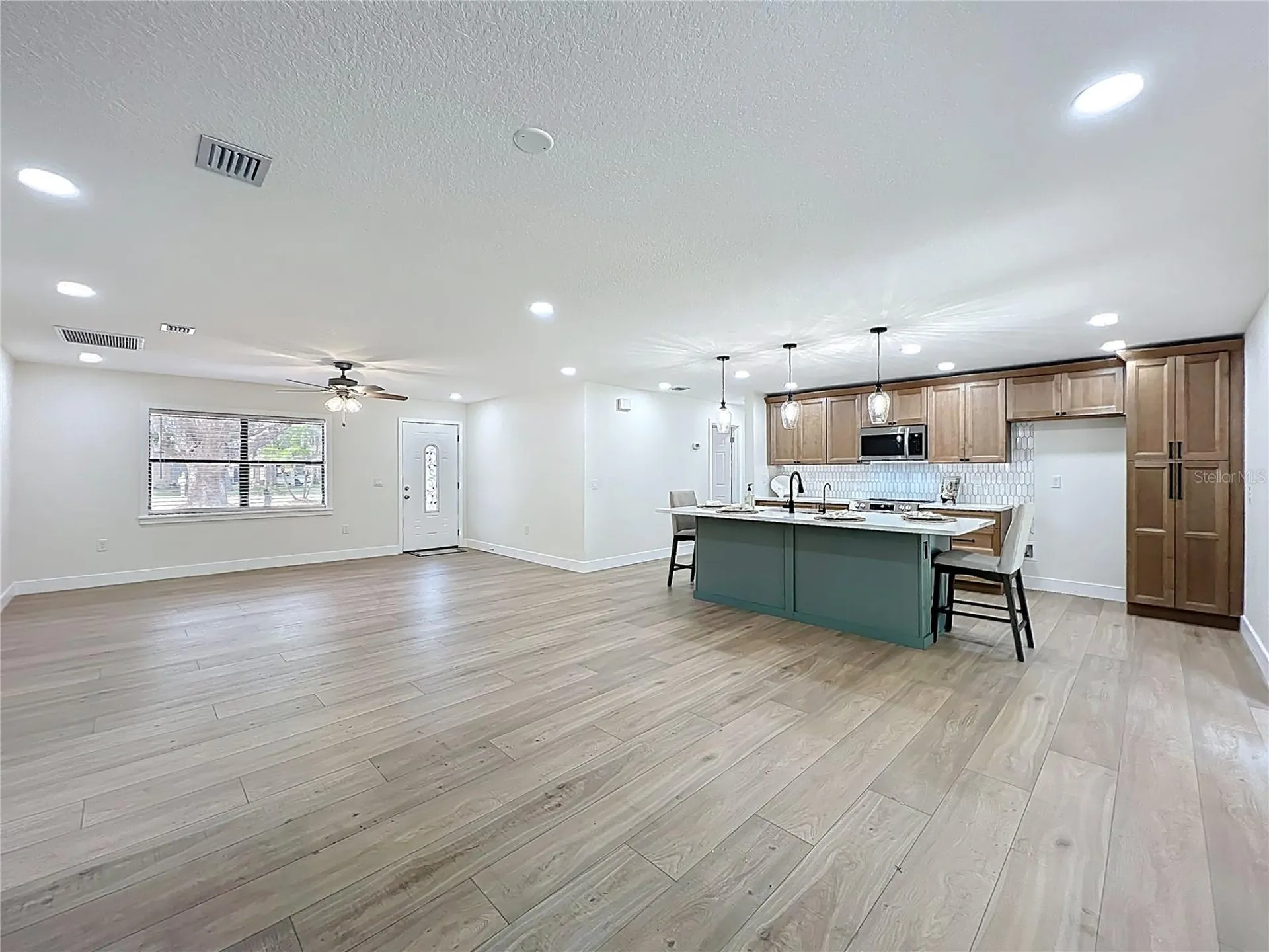 5975 Sheryl Anita Street Oviedo FL 32765