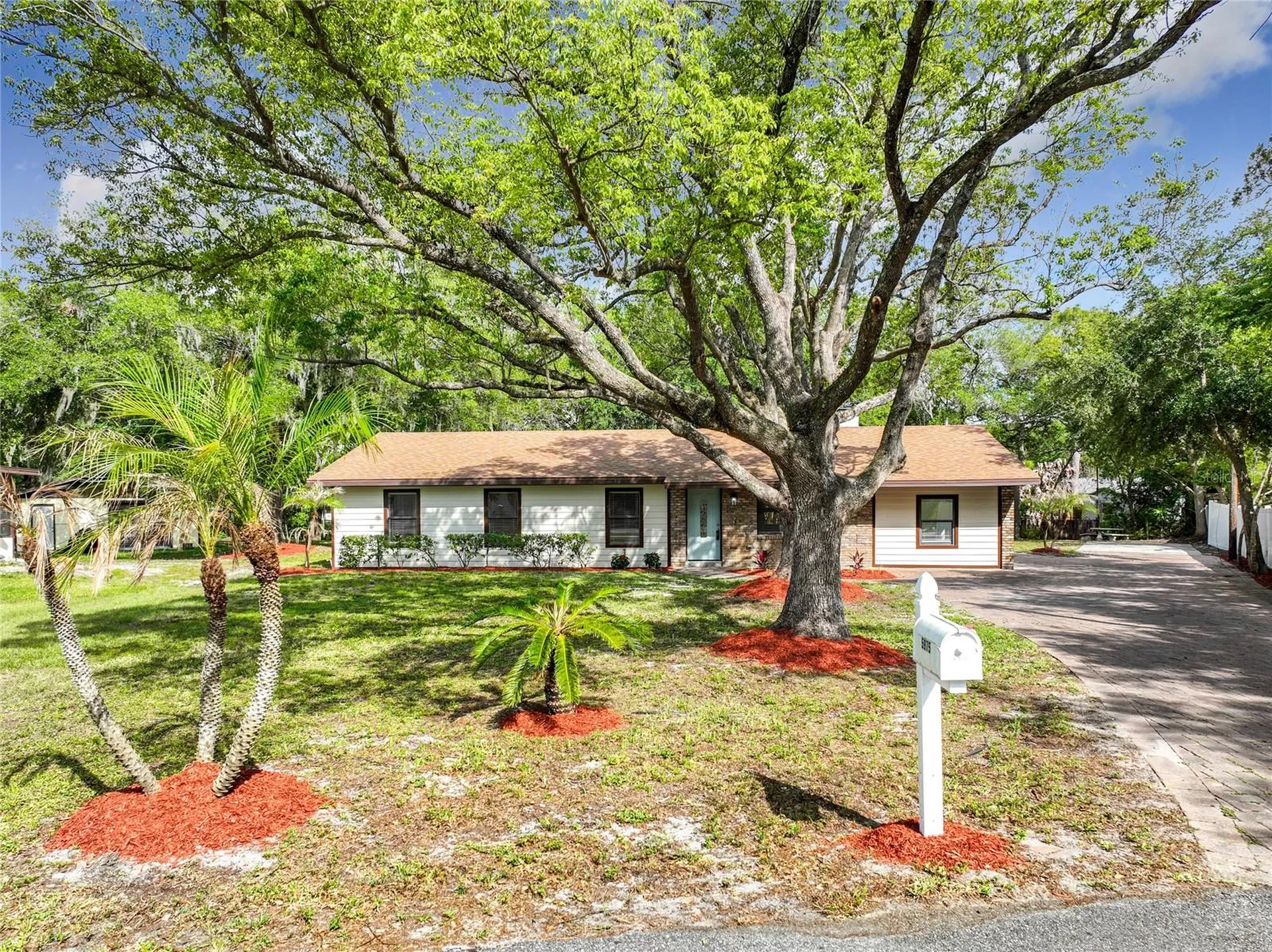 5975 Sheryl Anita Street Oviedo FL 32765