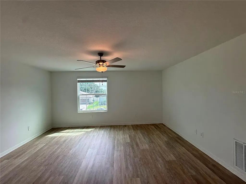 11428 Linden Depot Road San Antonio FL 33576