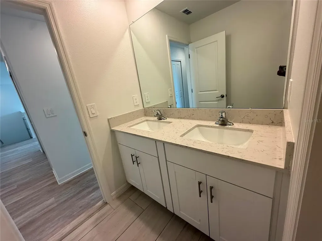 11428 Linden Depot Road San Antonio FL 33576