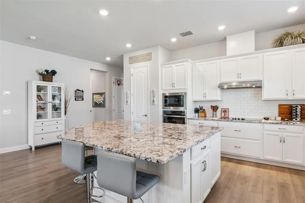 17060 Secret Hollow Loop Clermont FL 34711