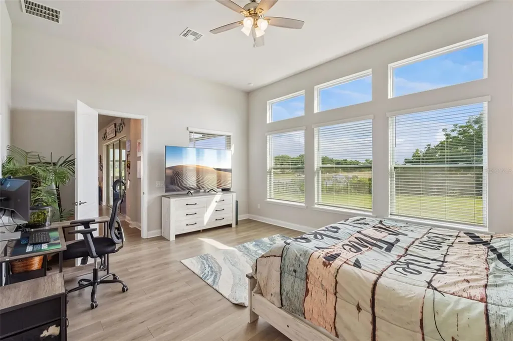 17060 Secret Hollow Loop Clermont FL 34711
