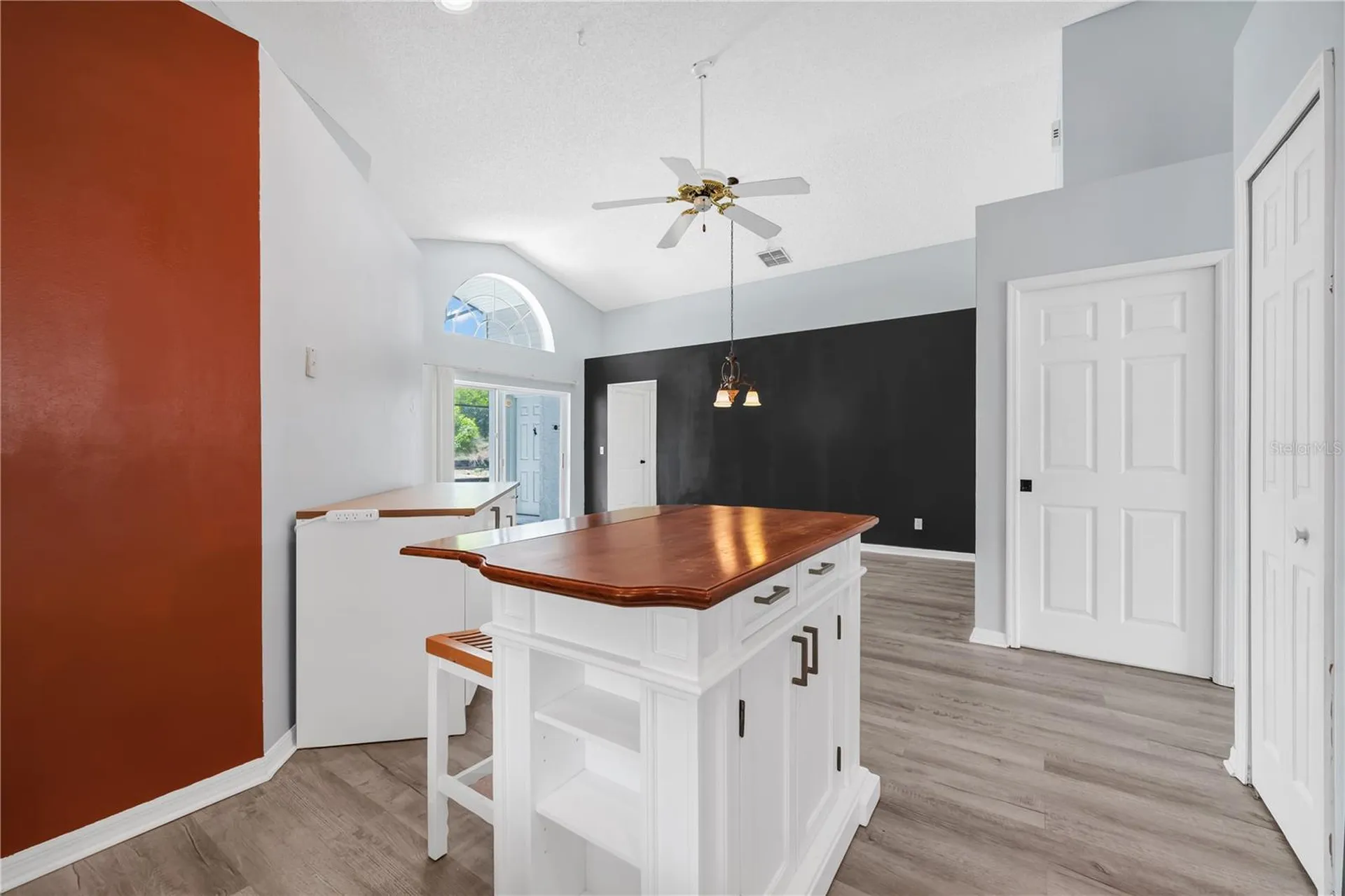 515 Lake Davenport Boulevard Davenport FL 33897
