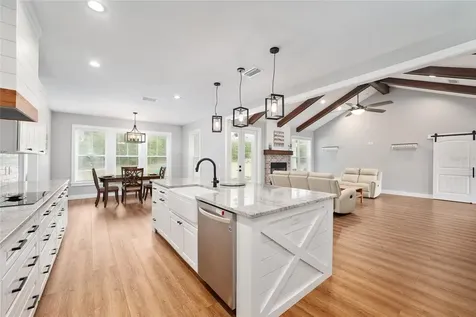11833 NW 234th Street Alachua FL 32615