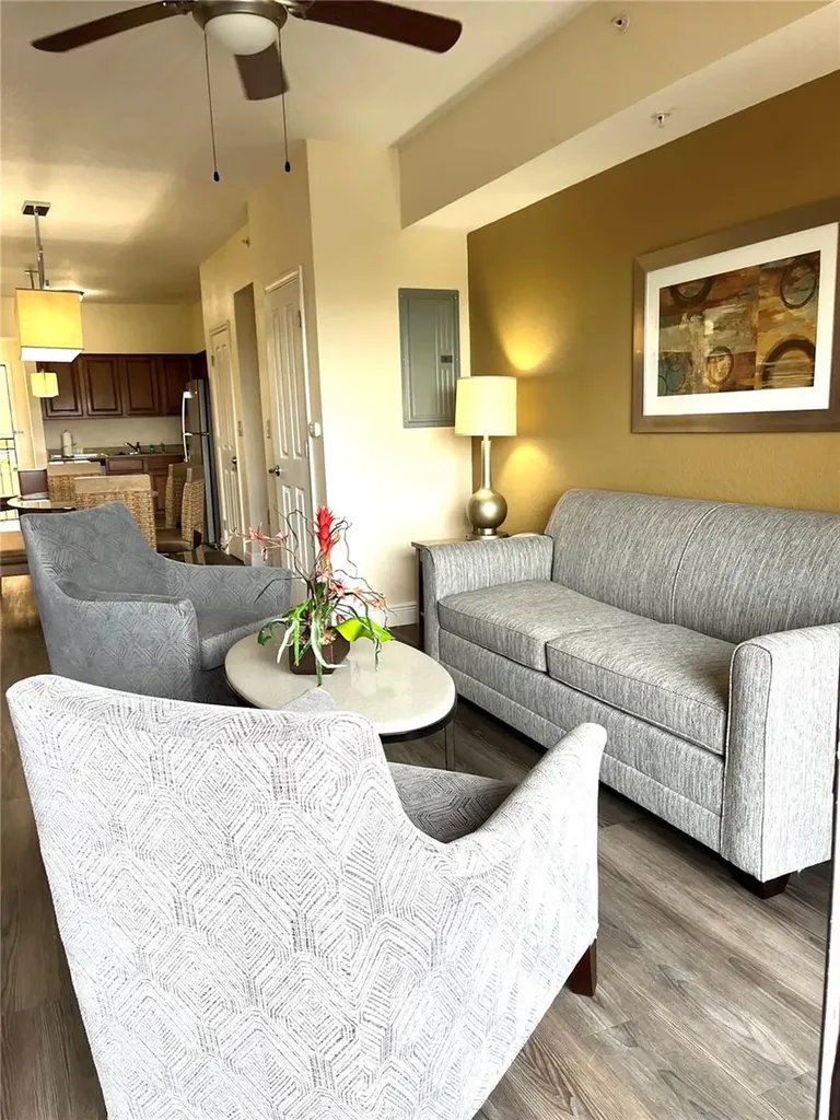 12538 Floridays Resort Drive Orlando FL 32821