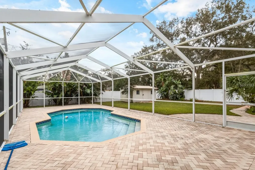 5 S Orion Avenue Clearwater FL 33765