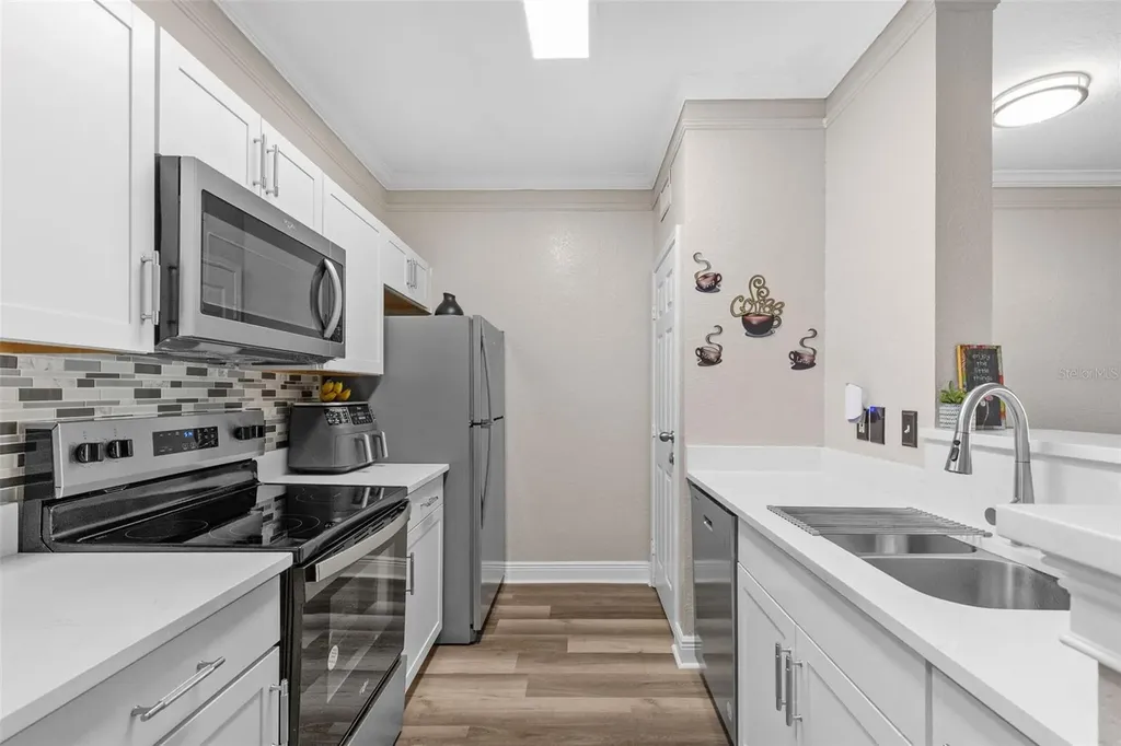 4323 Bayside Village Drive Tampa FL 33615