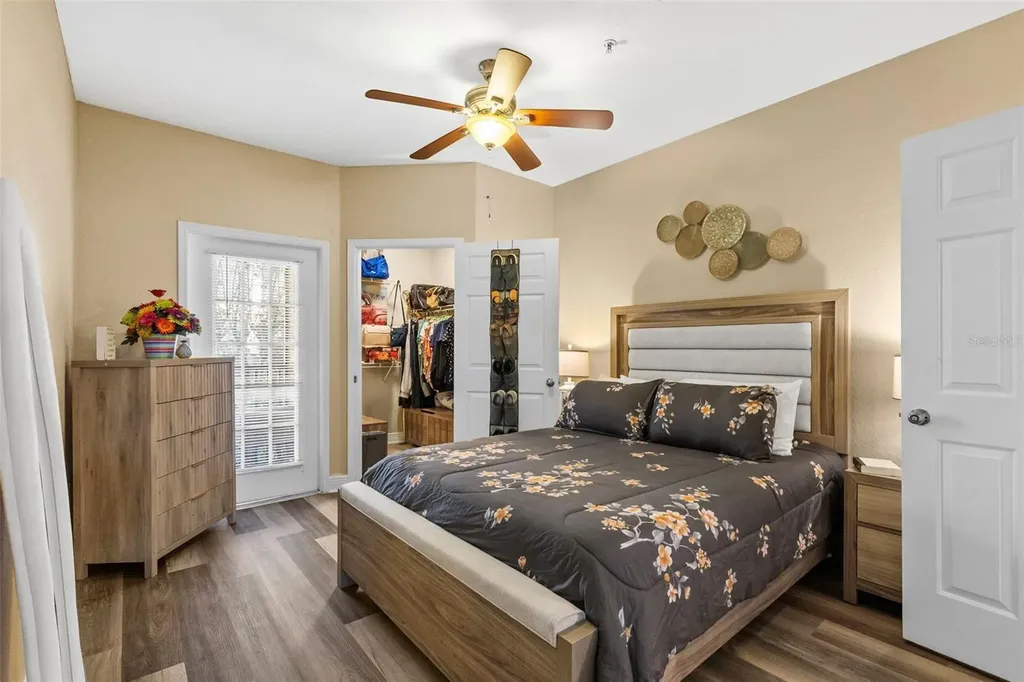 4323 Bayside Village Drive Tampa FL 33615