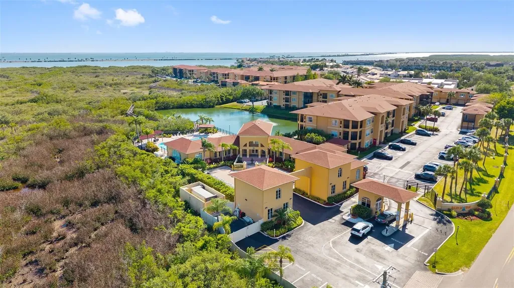 4323 Bayside Village Drive Tampa FL 33615