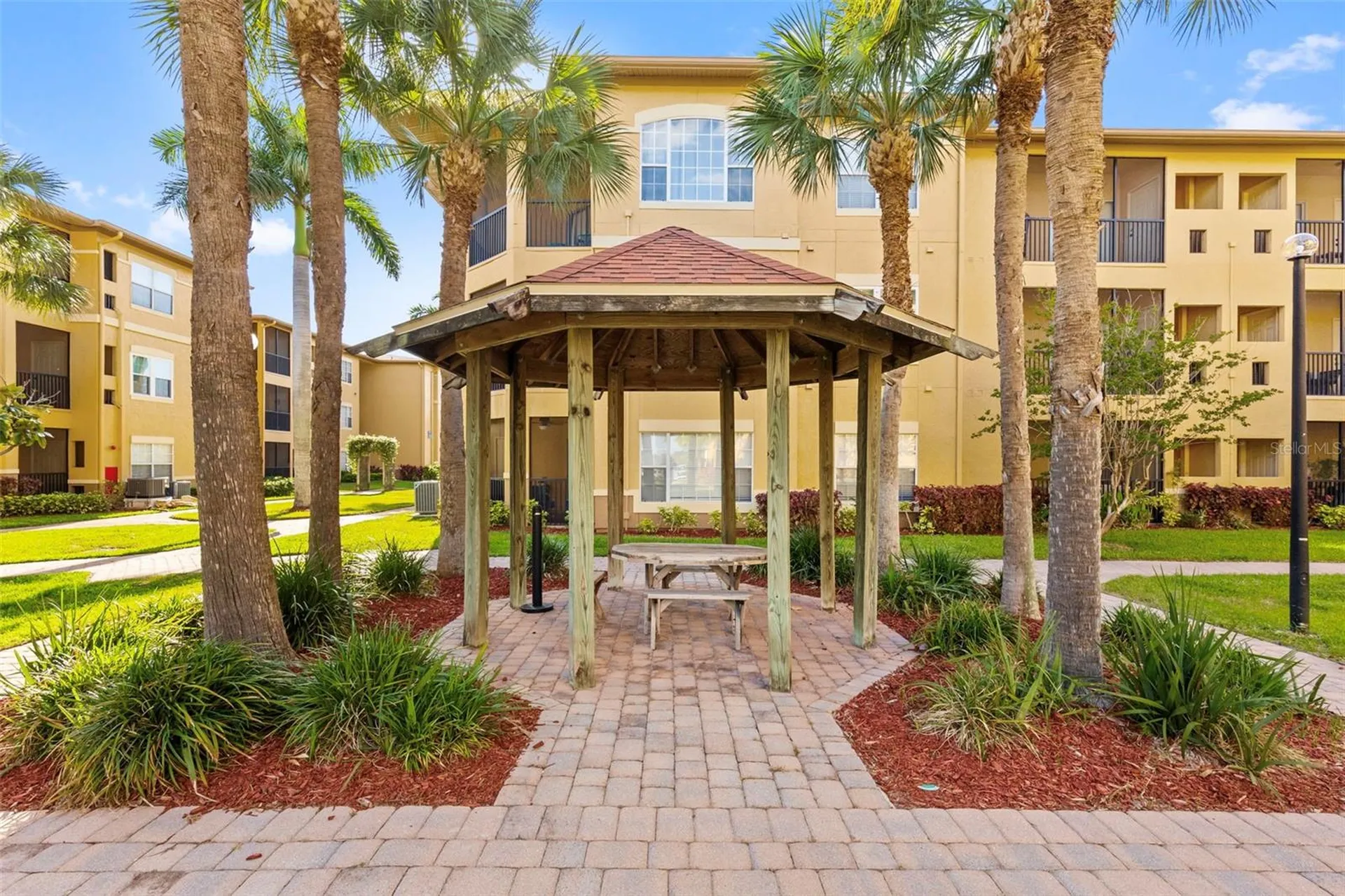 4323 Bayside Village Drive Tampa FL 33615