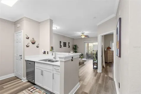 4323 Bayside Village Drive Tampa FL 33615
