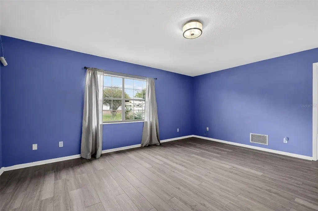 1660 E Shangri La Drive Daytona Beach FL 32119