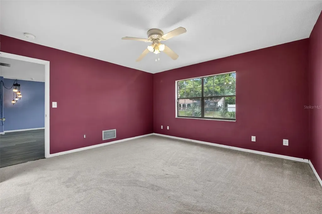 1660 E Shangri La Drive Daytona Beach FL 32119