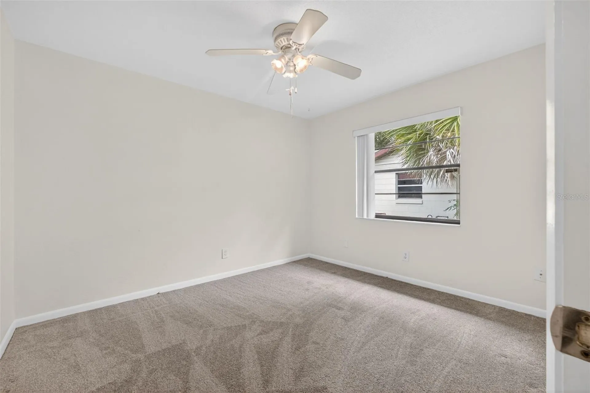 1660 E Shangri La Drive Daytona Beach FL 32119
