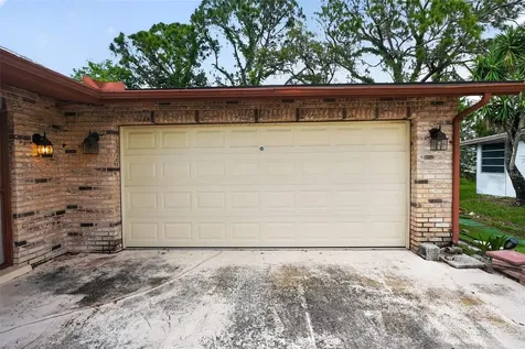 1660 E Shangri La Drive Daytona Beach FL 32119