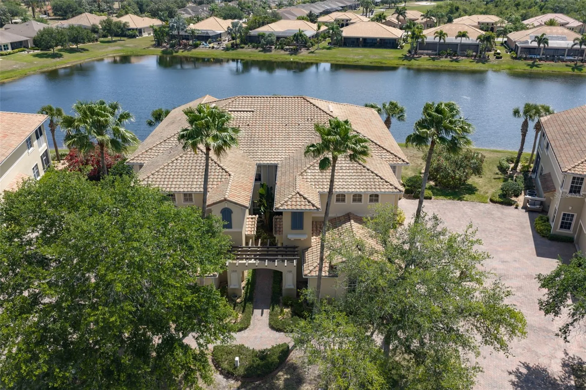 1330 Emerald Dunes Drive Sun City Center FL 33573