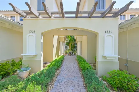 1330 Emerald Dunes Drive Sun City Center FL 33573