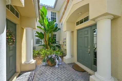 1330 Emerald Dunes Drive Sun City Center FL 33573