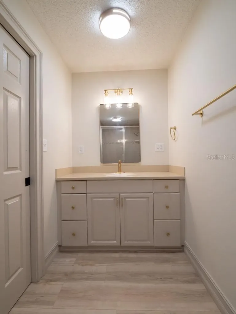 403 E Carolina Avenue Plant City FL 33563
