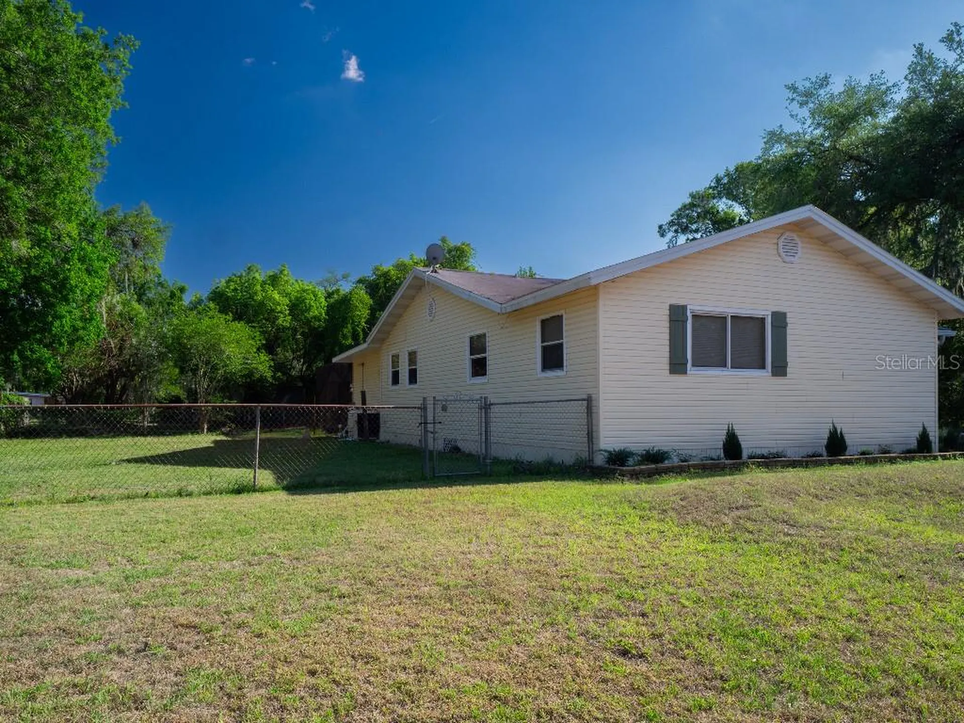 403 E Carolina Avenue Plant City FL 33563
