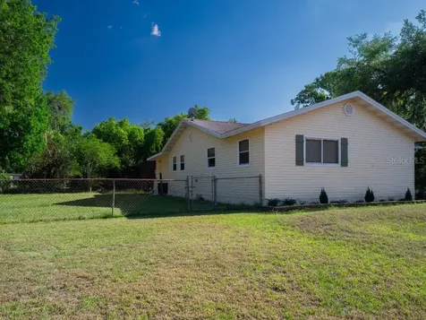 403 E Carolina Avenue Plant City FL 33563
